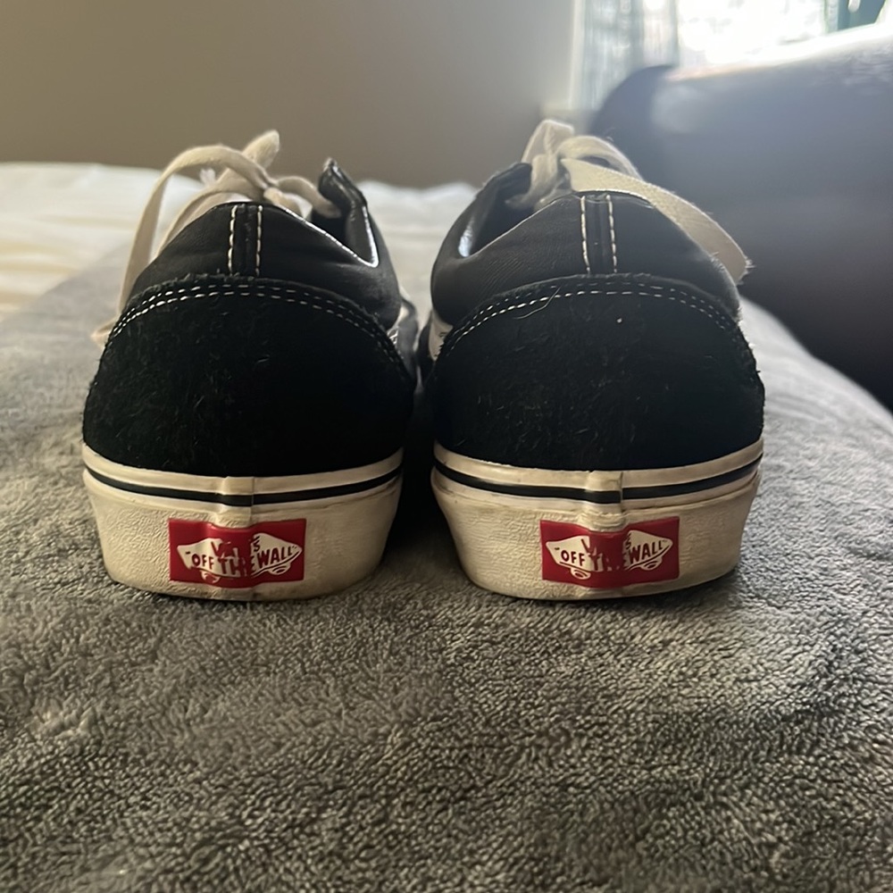 Vans - Picture 4 of 4